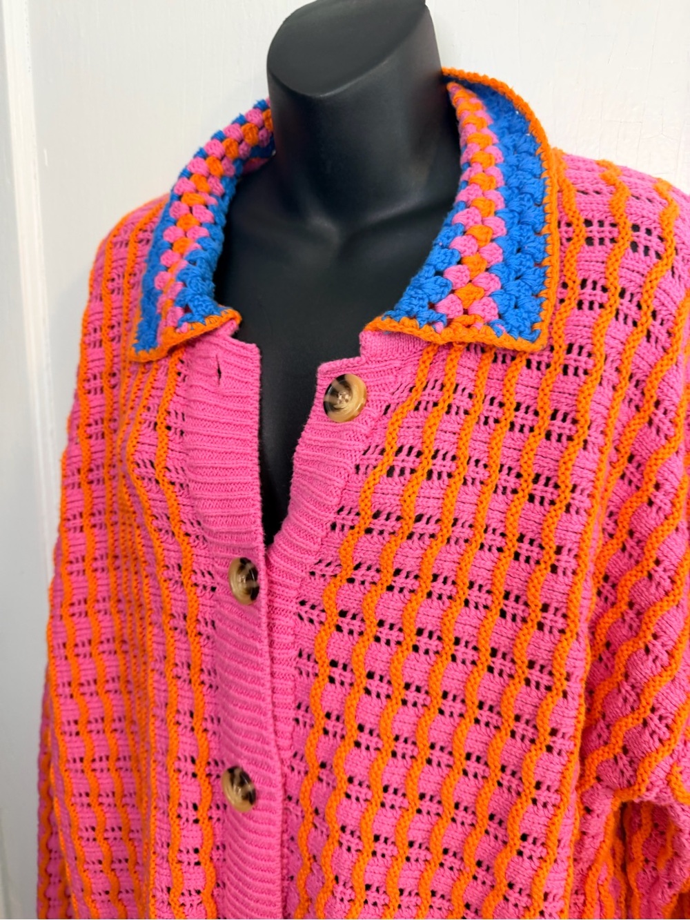 BDG Pink and Coral Knit Wide-Leg Pants with Matching Jacket - Picture 10 of 13